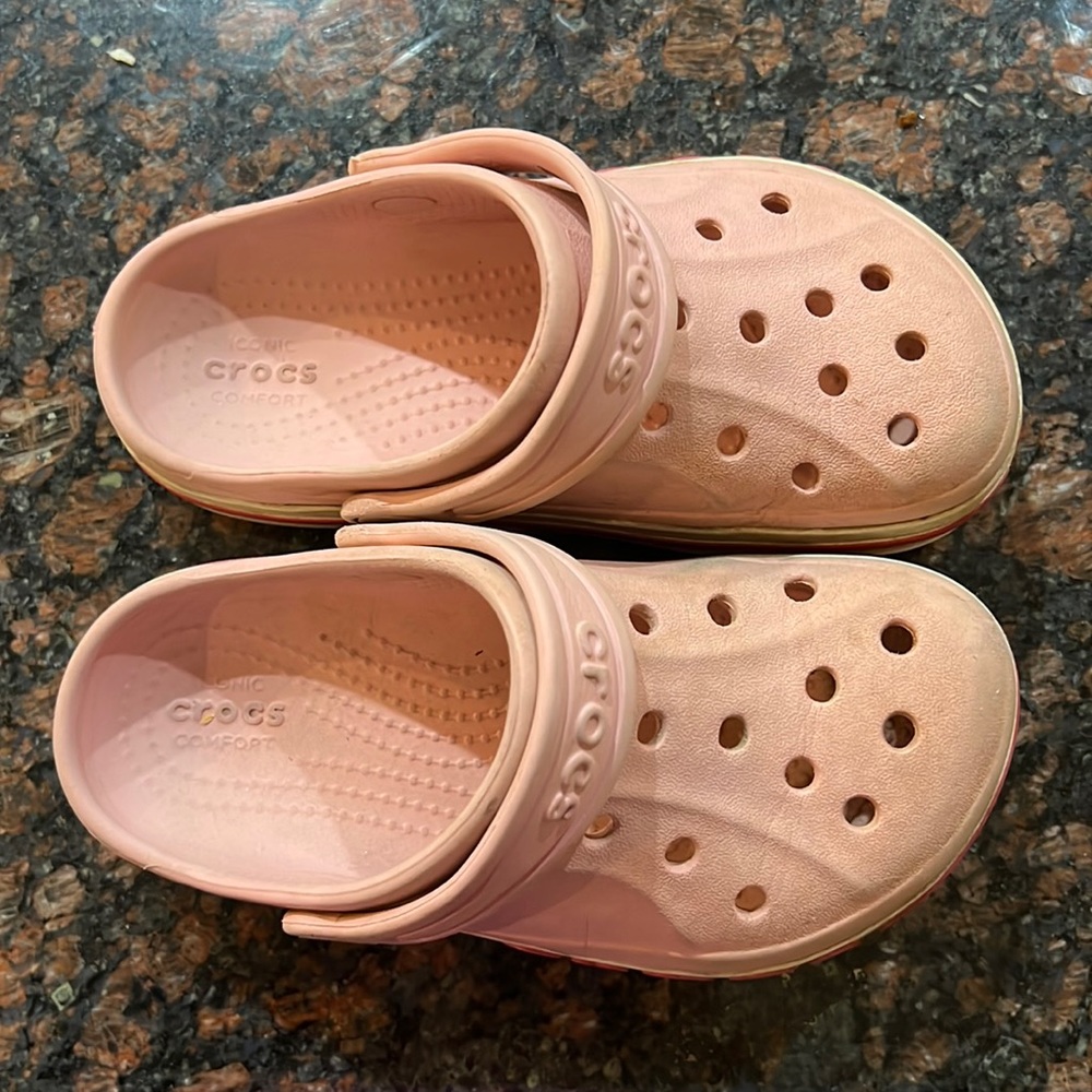 Crocks pink color toddler size 11.